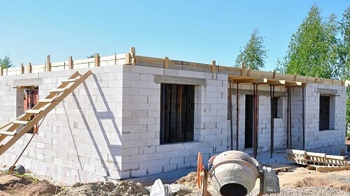 Кладка стен из газосиликатных блоков в Фаниполе